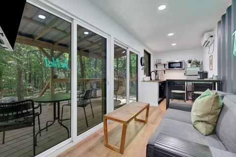 $235,000 | 275 Fairview East, Livingston, TX 77351