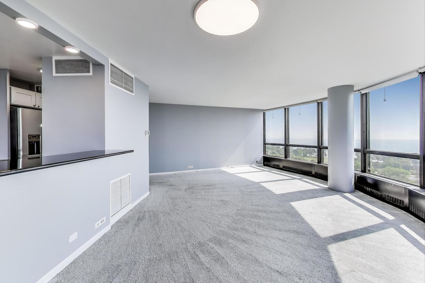 5415 North Sheridan Road, Unit 1401 Chicago, IL 60640 - Photo 12 of 46 a view of an empty room