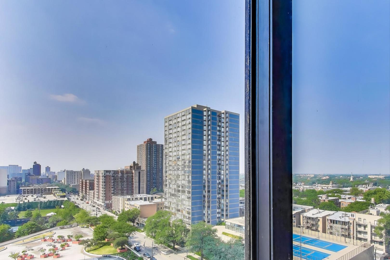 5415 North Sheridan Road, Unit 1401 Chicago, IL 60640 - Photo 19 of 46 a view of a city with tall buildings