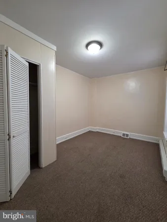 $1,800 | 537 Windsor Street, Reading, PA 19601