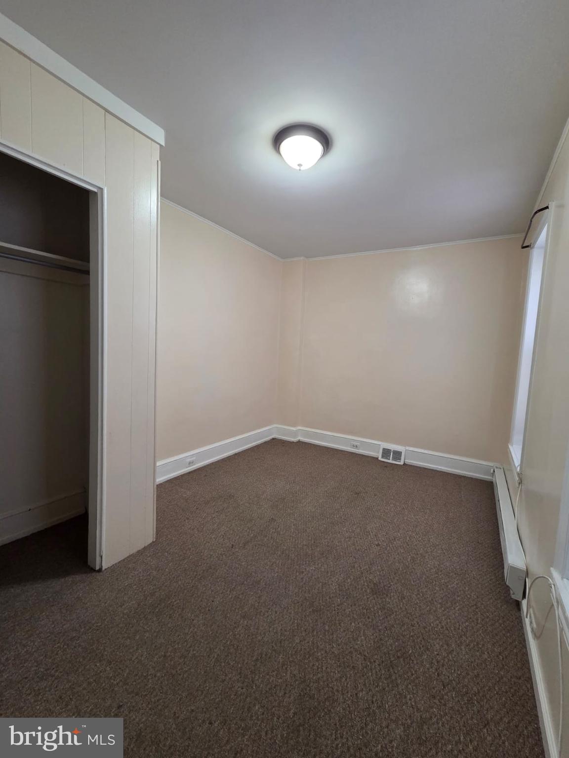 537 Windsor Street Reading, PA 19601 - Photo 12 of 16