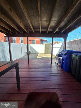 $1,800 | 537 Windsor Street, Reading, PA 19601