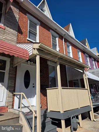 $1,800 | 537 Windsor Street, Reading, PA 19601