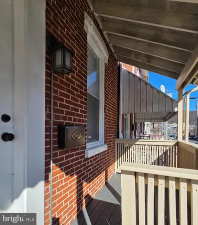 $1,800 | 537 Windsor Street, Reading, PA 19601