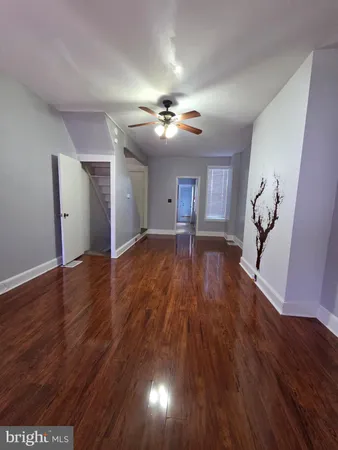$1,800 | 537 Windsor Street, Reading, PA 19601