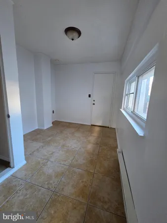 $1,800 | 537 Windsor Street, Reading, PA 19601