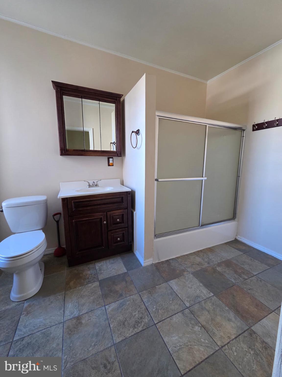 537 Windsor Street Reading, PA 19601 - Photo 9 of 16