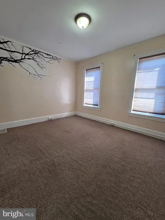 $1,800 | 537 Windsor Street, Reading, PA 19601