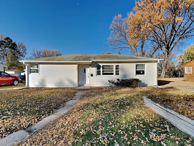 $1,866 | 8232 11th Avenue South, Bloomington, MN 55420