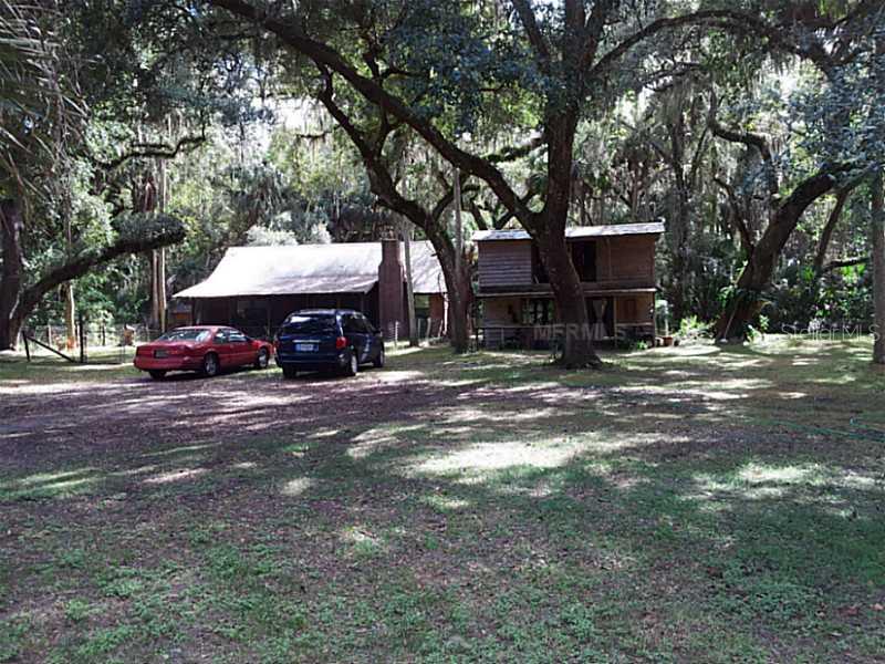 38951 Emeralda Island Road Leesburg, FL 34788 - Photo 1 of 1 Exterior Front