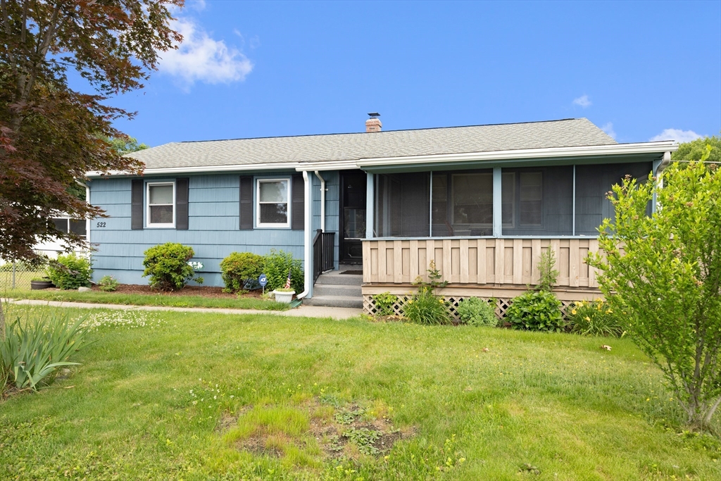 522 Prospect Street Chicopee, MA 01020 - Photo 3 of 24
