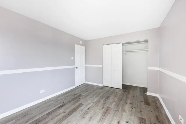 $149,999 | 9516 Kildare Avenue, Unit 2N, Oak Lawn, IL 60453