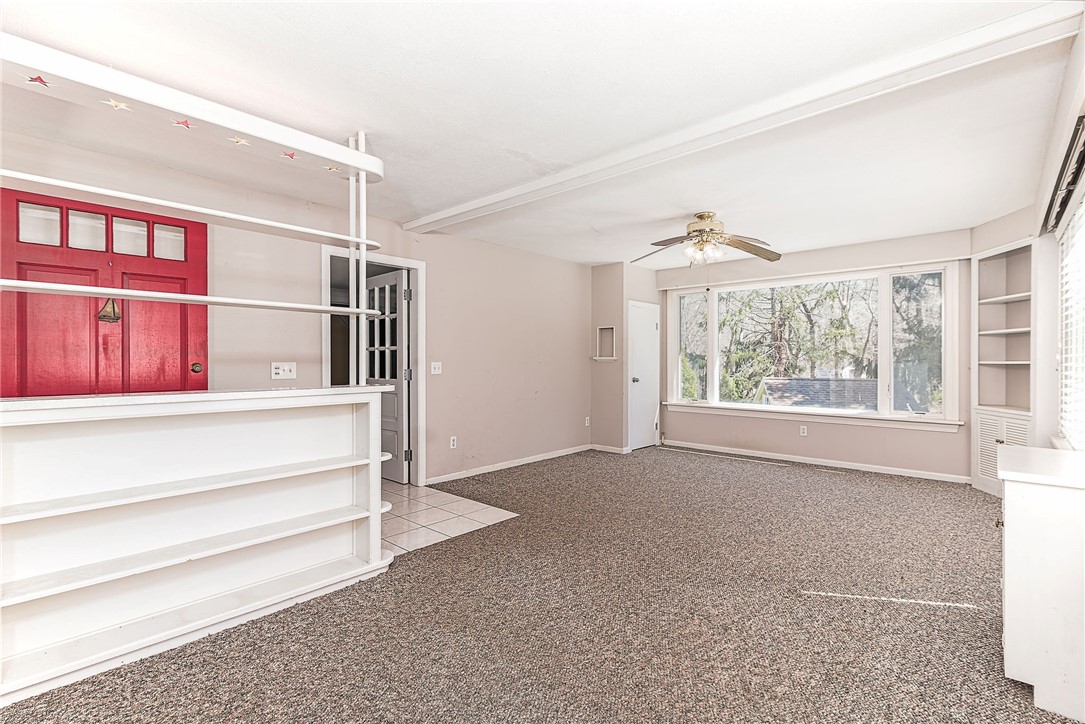 243 South Woody Hill Road Westerly, RI 02891 - Photo 12 of 48