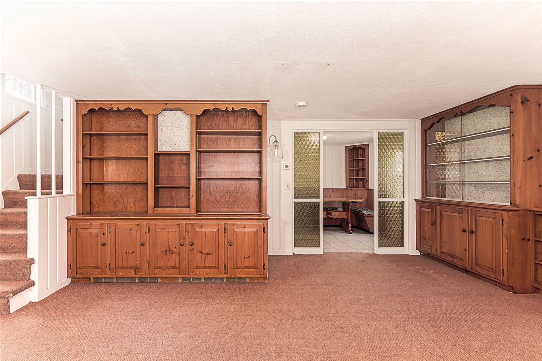 243 South Woody Hill Road Westerly, RI 02891 - Photo 25 of 48