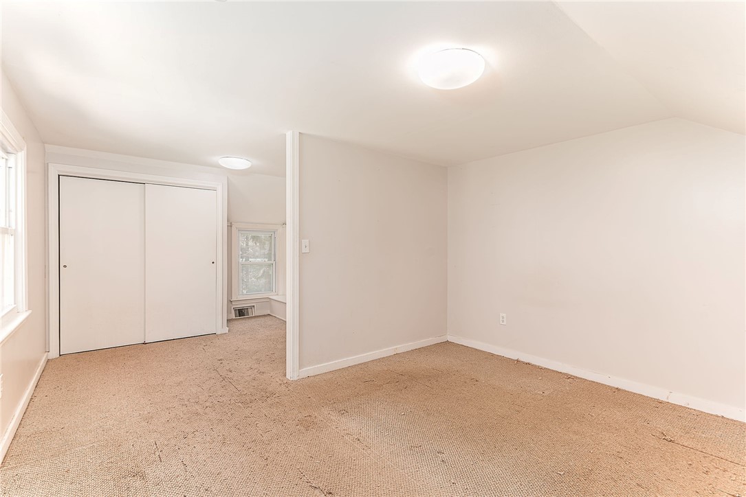 243 South Woody Hill Road Westerly, RI 02891 - Photo 28 of 48