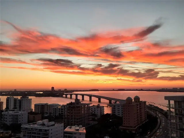 $2,900,000 | 1155 North Gulfstream Avenue, Unit 1704, Sarasota, FL 34236