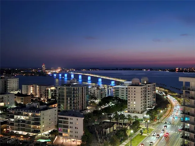 $2,900,000 | 1155 North Gulfstream Avenue, Unit 1704, Sarasota, FL 34236