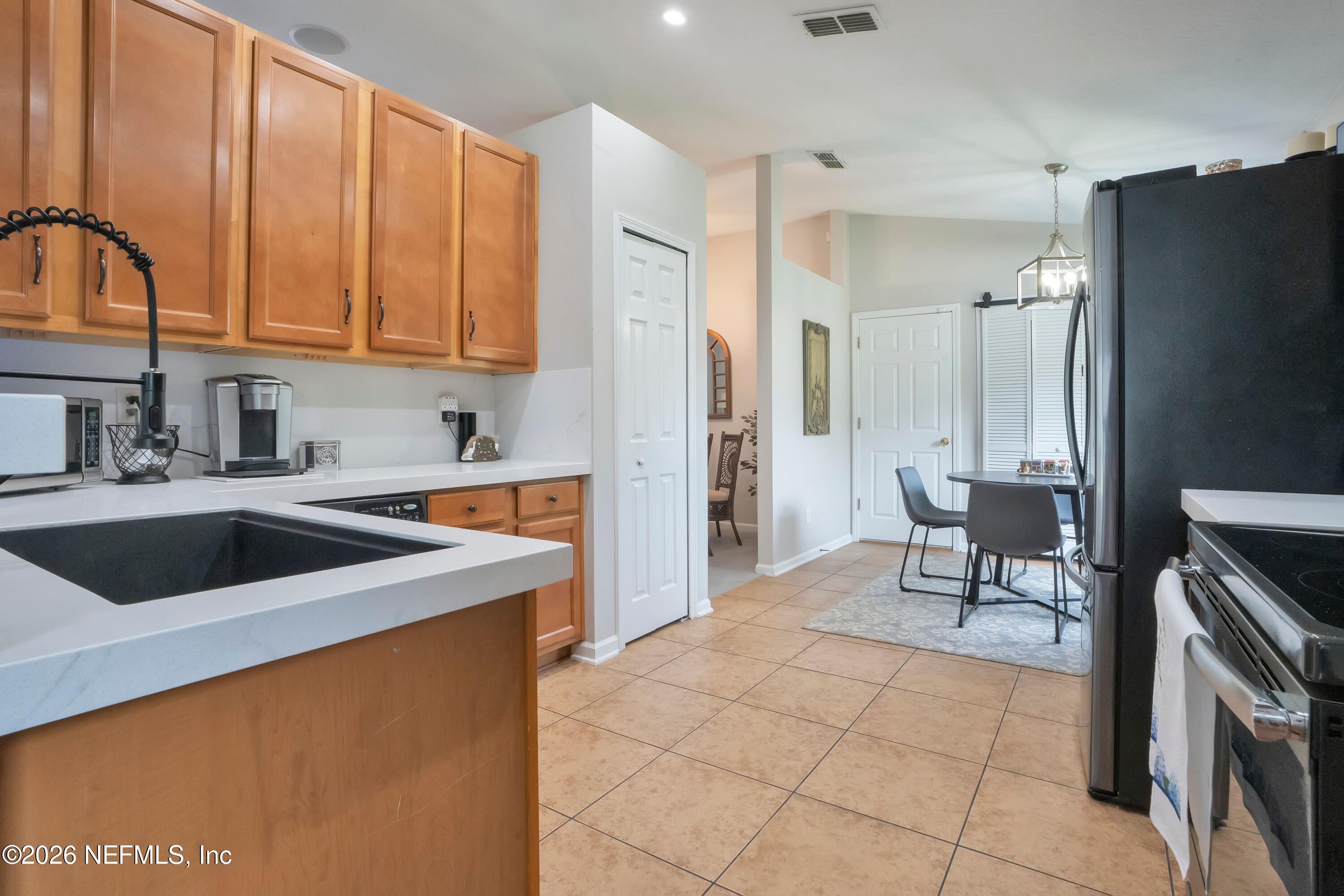152 Old Hickory Forest Road St. Augustine, FL 32084 - Photo 10 of 49 Pantry Closet