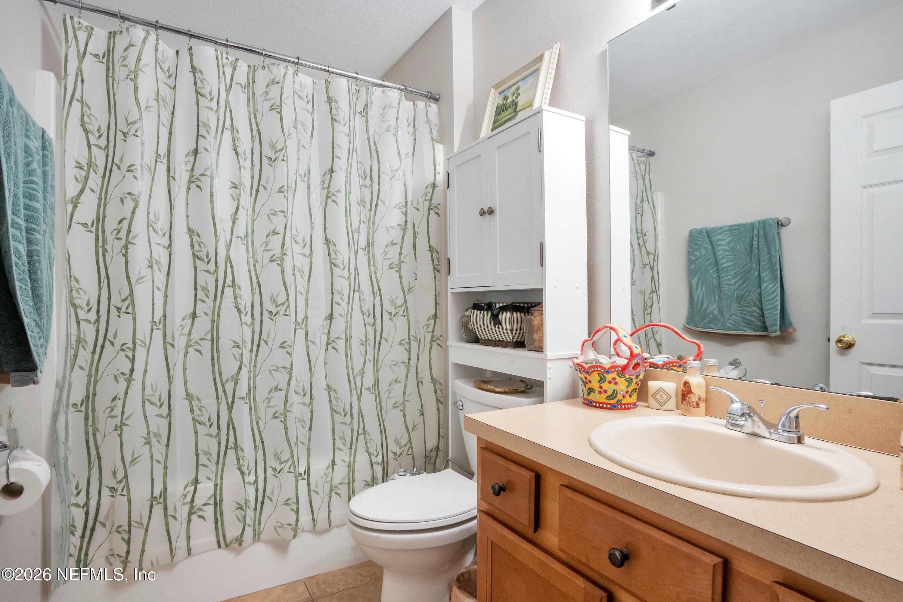 152 Old Hickory Forest Road St. Augustine, FL 32084 - Photo 24 of 49 Full Hall Bath