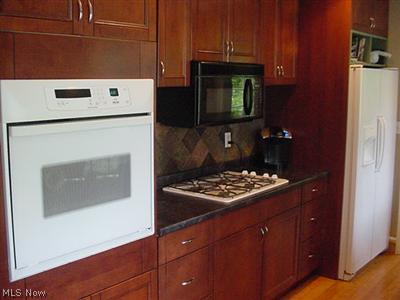 403 East Pleasant Valley Road Independence, OH 44131 - Photo 10 of 25 Gallery Image 10