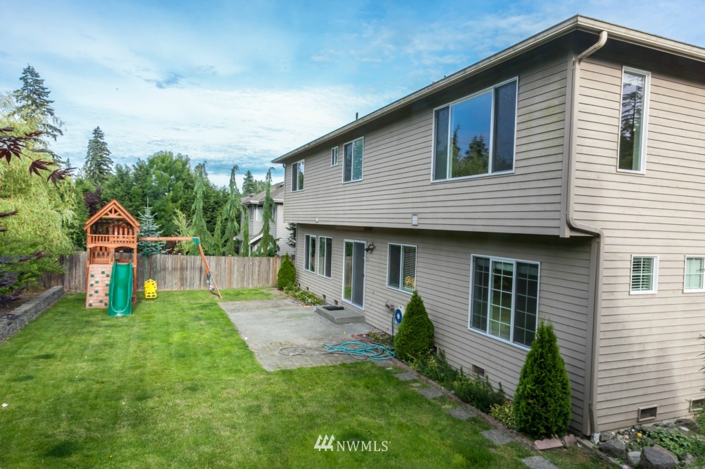 415 210 Street Southeast Bothell, WA 98021 - Photo 18 of 19