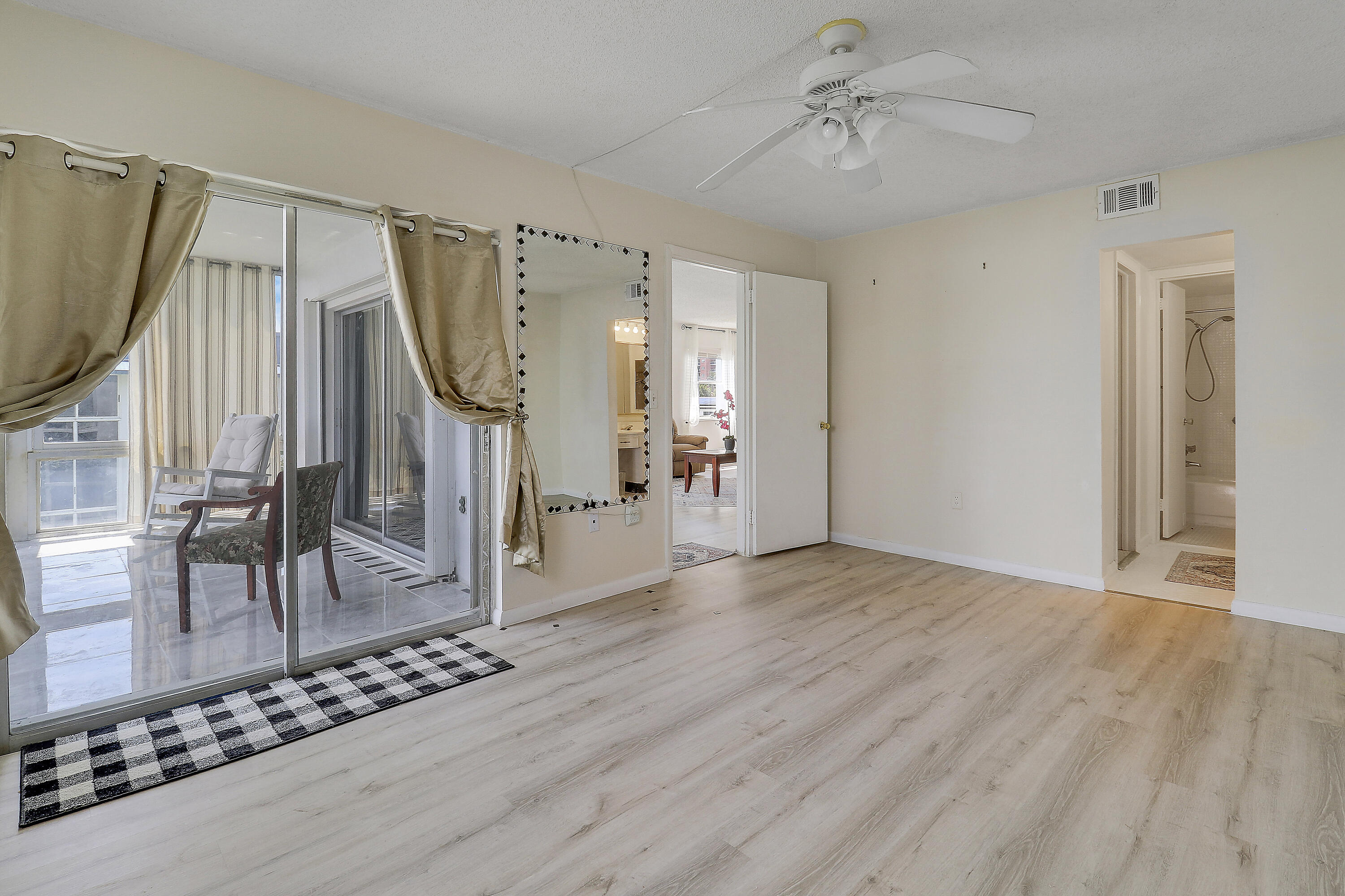 410 Wilma Circle, Unit 308 Riviera Beach, FL 33404 - Photo 21 of 37 House 1-9