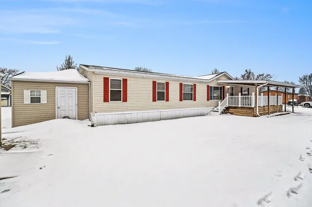 $99,900 | 7299 White Swan Lane, Ludington, MI 49431