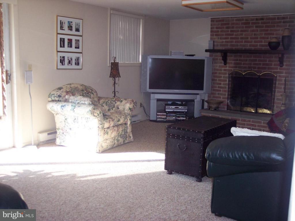 3263 Bricker Road Manheim, PA 17545 - Photo 13 of 19