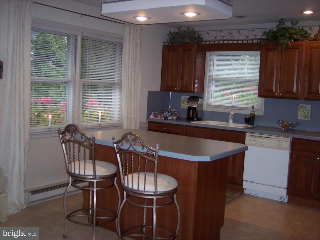 3263 Bricker Road Manheim, PA 17545 - Photo 5 of 19