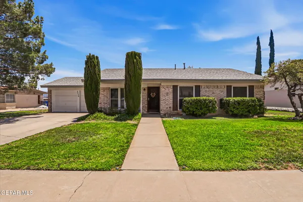 $217,000 | 3336 Edgerock Drive, El Paso, TX 79935