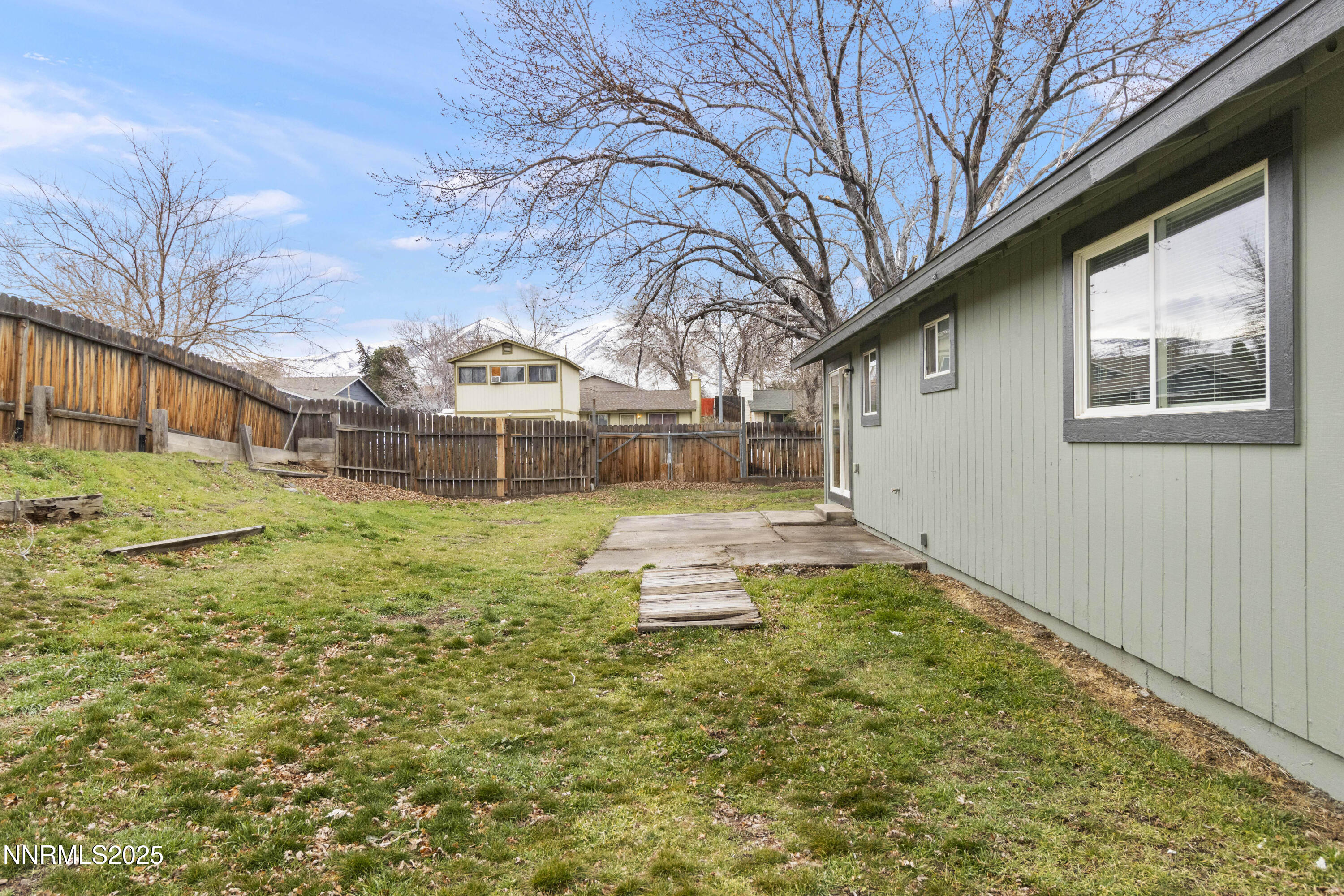10070 Obsidian Drive Reno, NV 89506 - Photo 8 of 21 10070 Obsidian Dr Updated 10 (1)