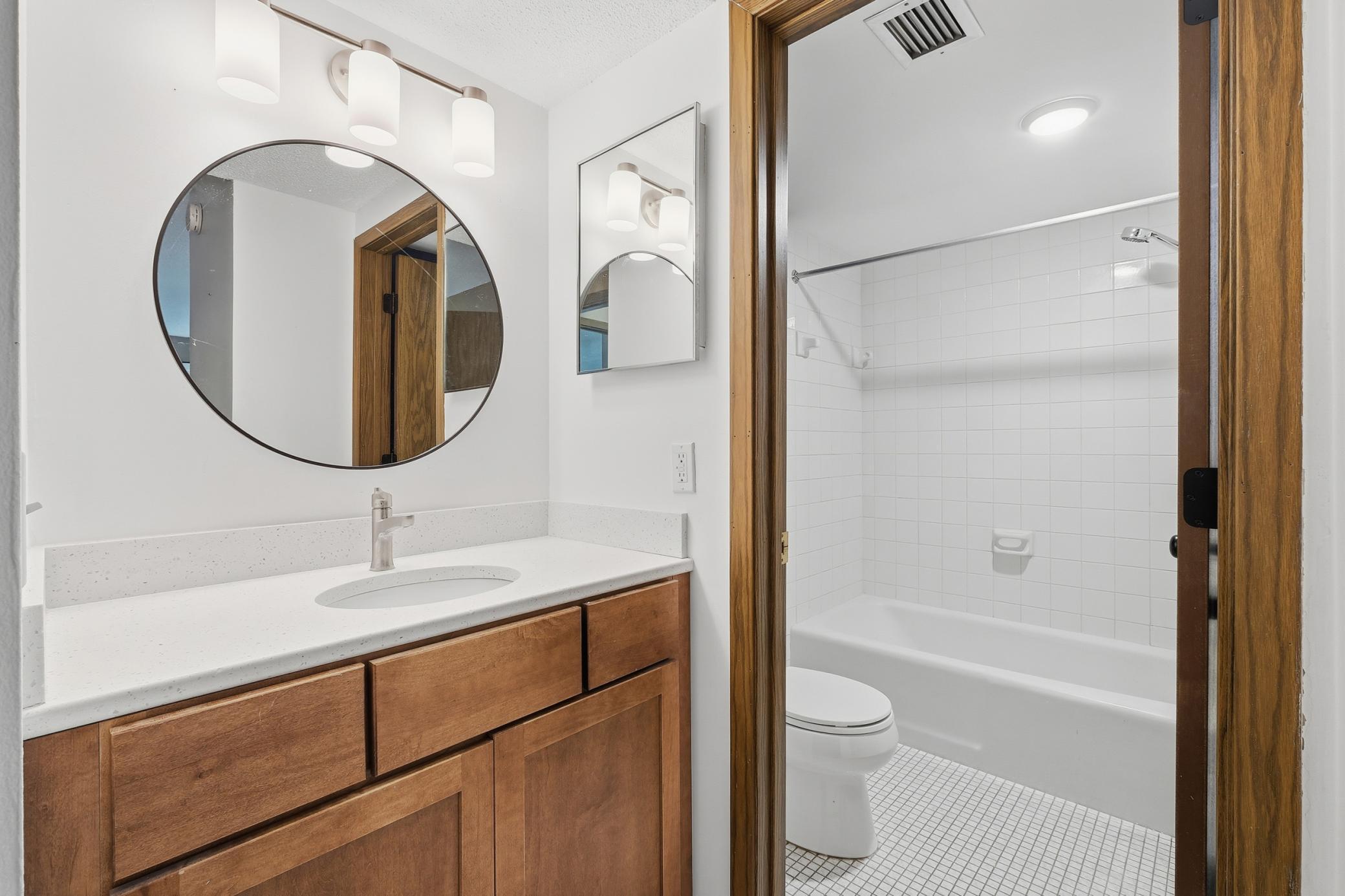 4648 Cedar Lake Road, Unit 3 Minneapolis, MN 55416 - Photo 18 of 22