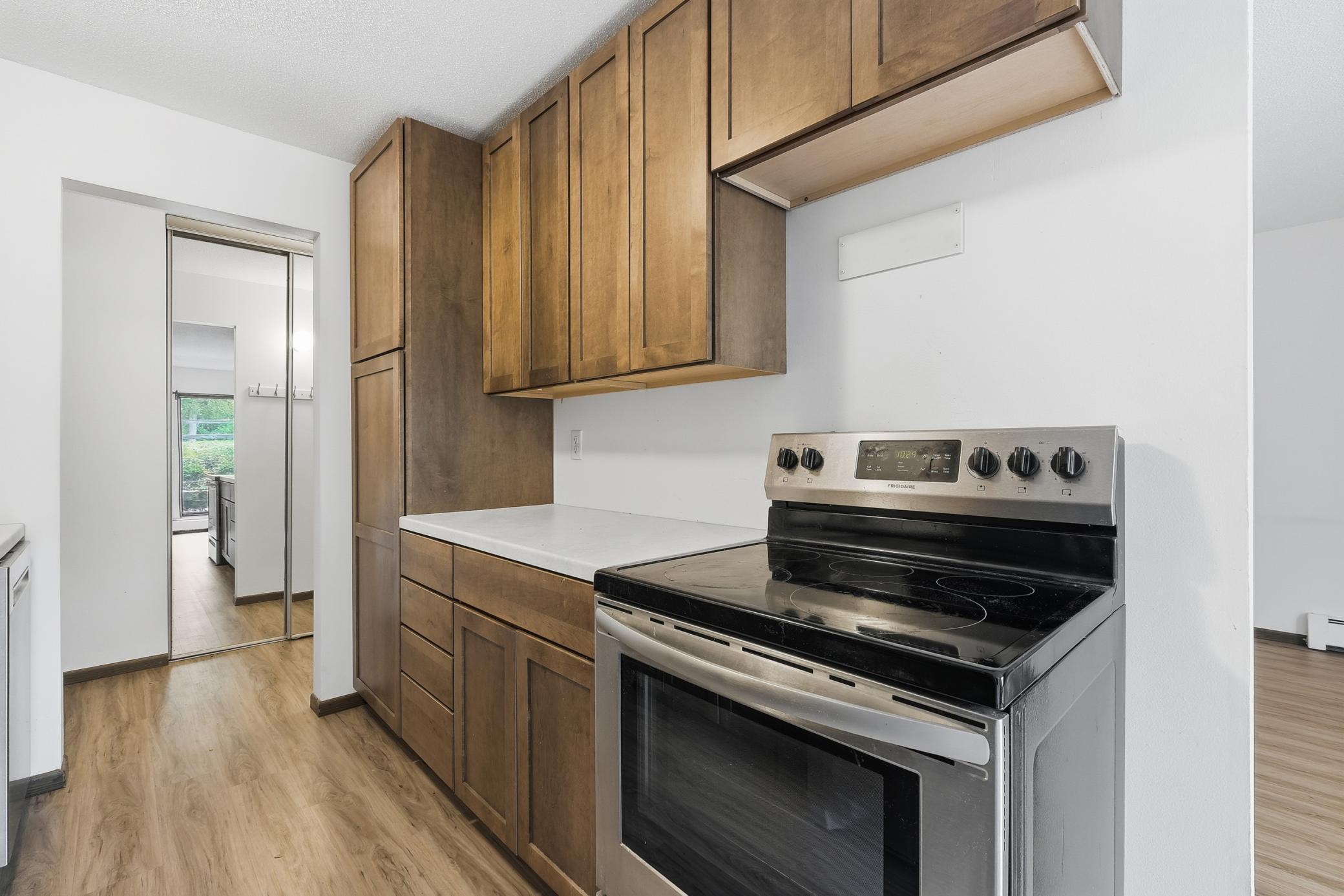 4648 Cedar Lake Road, Unit 3 Minneapolis, MN 55416 - Photo 6 of 22