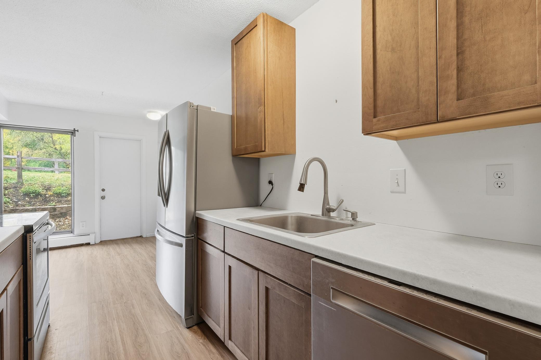 4648 Cedar Lake Road, Unit 3 Minneapolis, MN 55416 - Photo 7 of 22