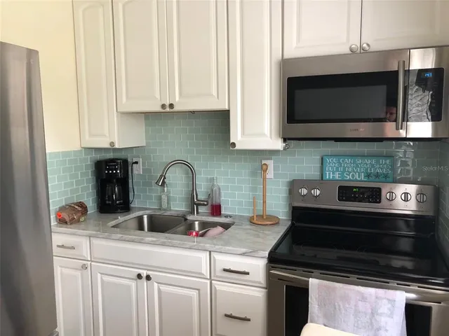 $999 | 7555 Magnolia Avenue, Cape Canaveral, FL 32920