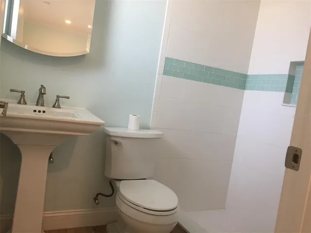 $999 | 7555 Magnolia Avenue, Cape Canaveral, FL 32920