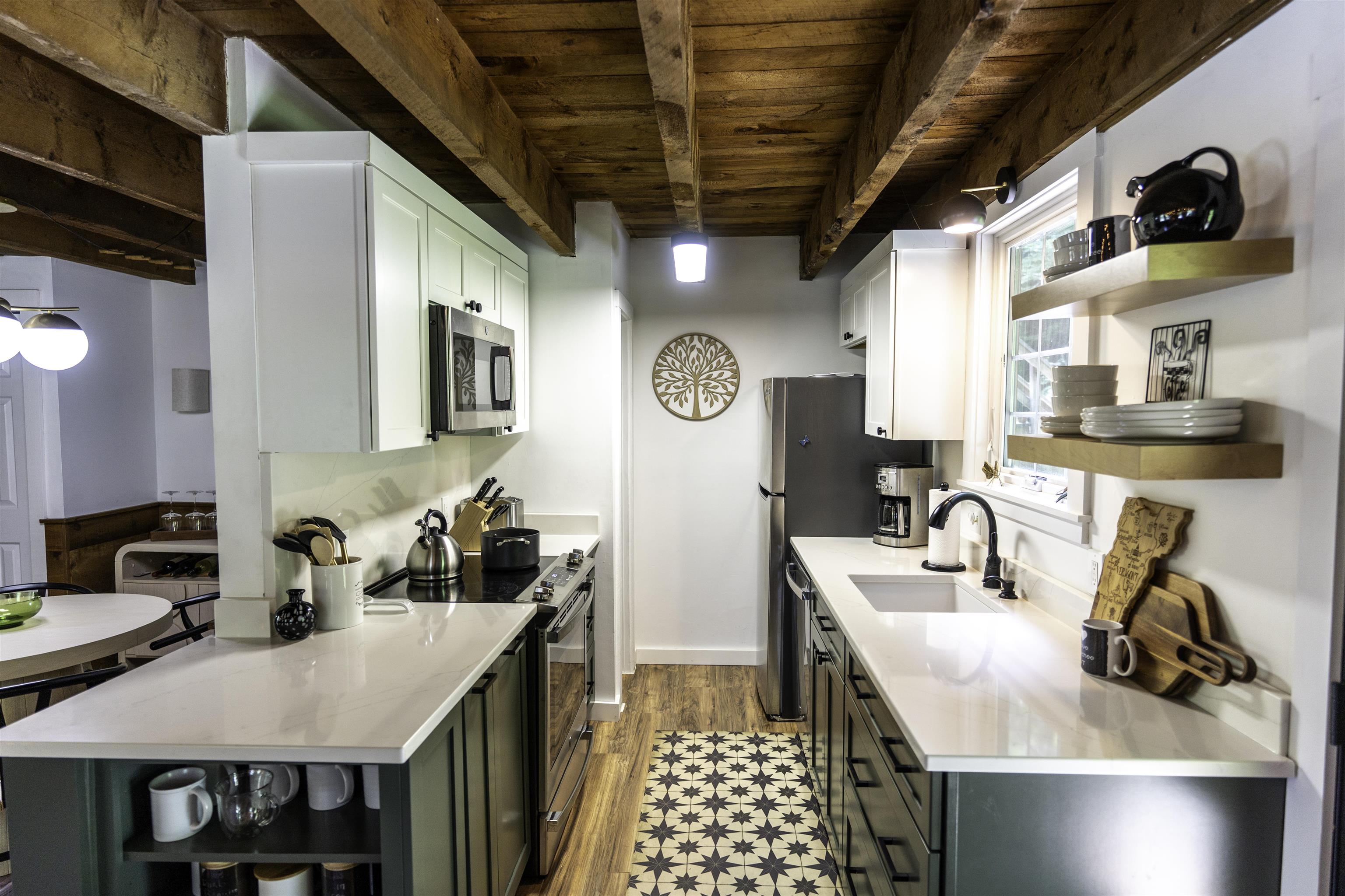 574 Willard Road, Unit 1A Hartford, VT 05059 - Photo 21 of 41 Gallery Image 21