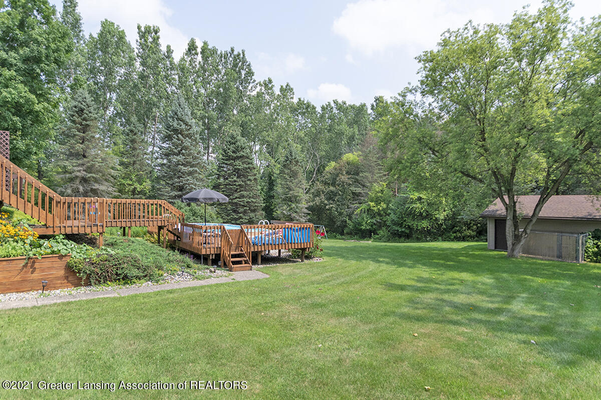 1839 Arch Road Eaton Rapids, MI 48827 - Photo 28 of 30 Backyard