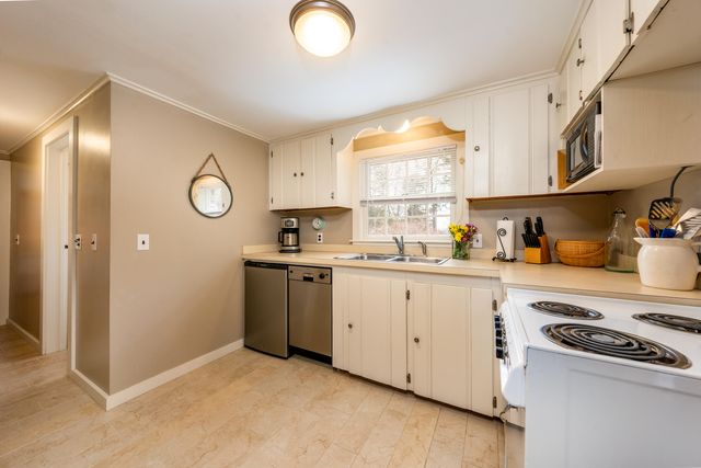 $1,110,000 | 7 Tillage Lane, West Barnstable, MA 02668