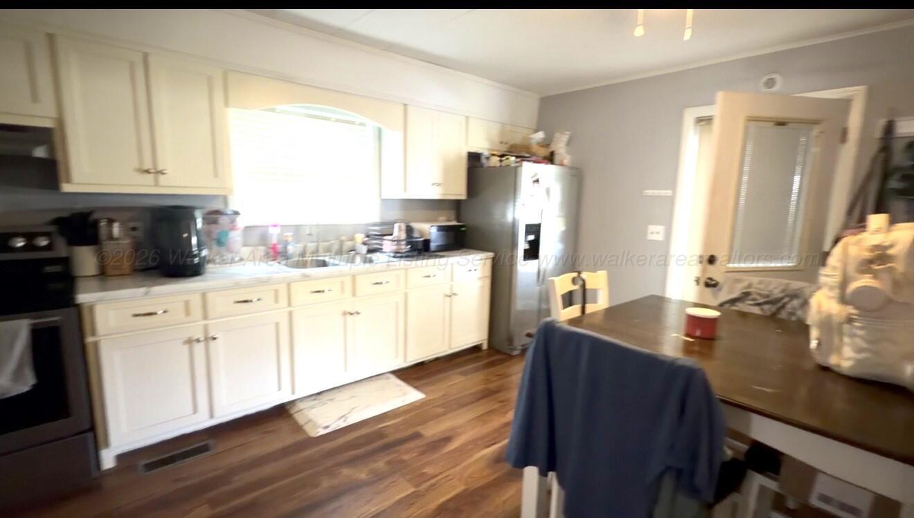 154 Haynes Street Sulligent, AL 35586 - Photo 8 of 26 Gallery Image 8