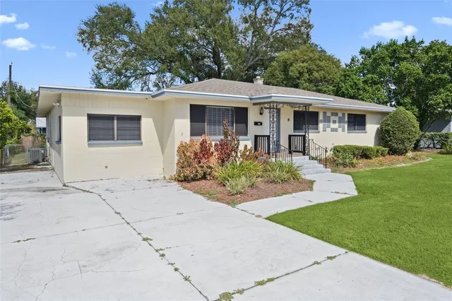 $352,500 | 717 Bonnie Drive, Lakeland, FL 33803