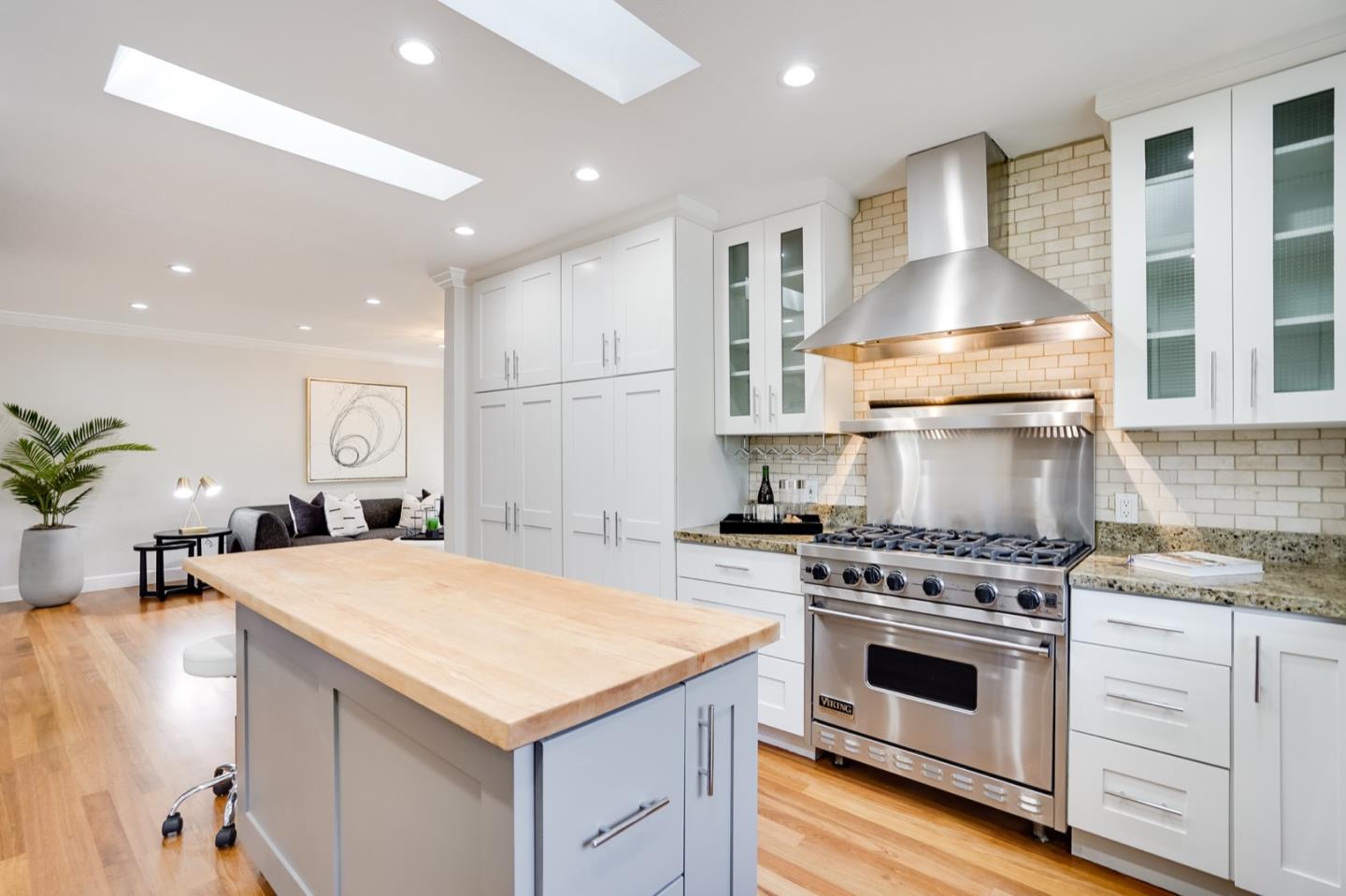 487 Chatham Road Burlingame, CA 94010 - Photo 11 of 39 Gallery Image 11