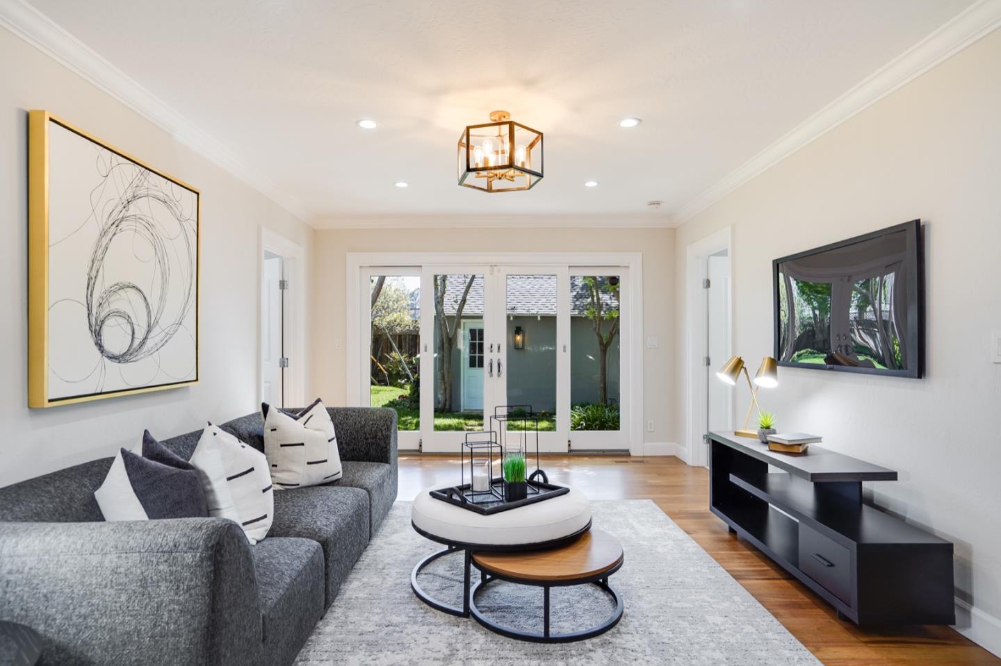 487 Chatham Road Burlingame, CA 94010 - Photo 14 of 39 Gallery Image 14