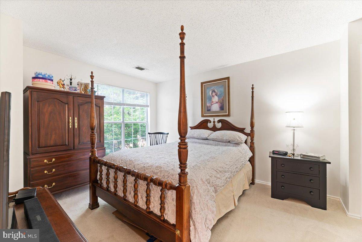 20963 Timber Ridge Terrace, Unit 204 Ashburn, VA 20147 - Photo 19 of 30 Gallery Image 19