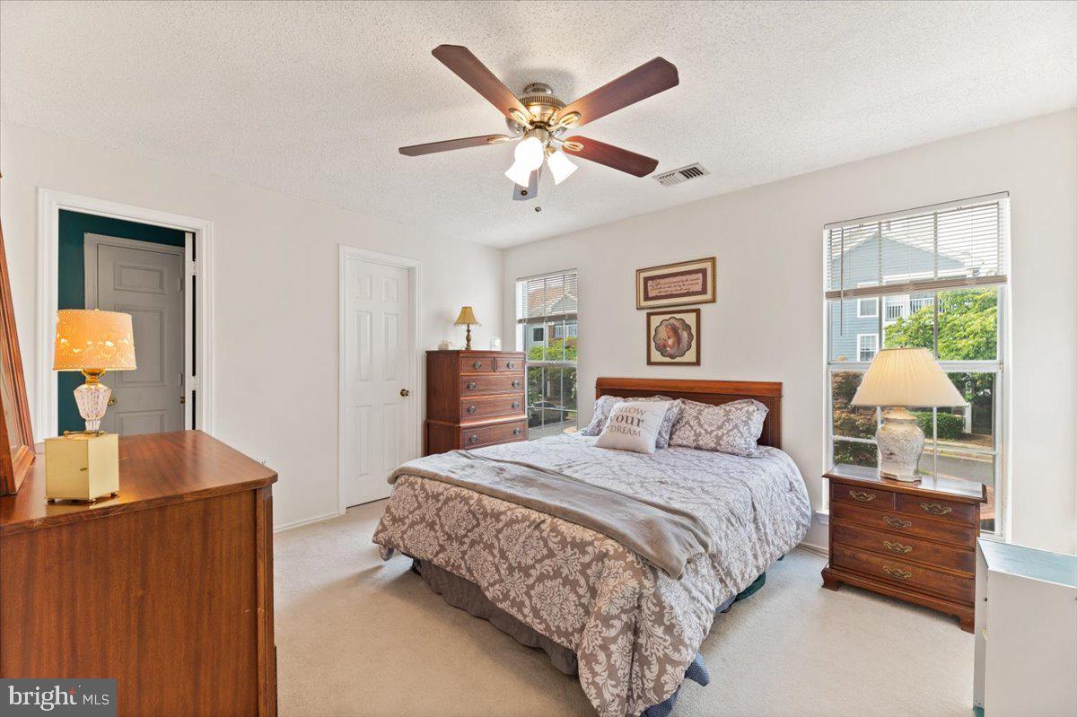 20963 Timber Ridge Terrace, Unit 204 Ashburn, VA 20147 - Photo 27 of 30 Gallery Image 27