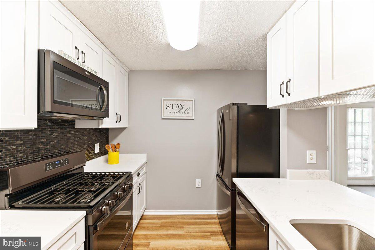 20963 Timber Ridge Terrace, Unit 204 Ashburn, VA 20147 - Photo 10 of 30 Gallery Image 10