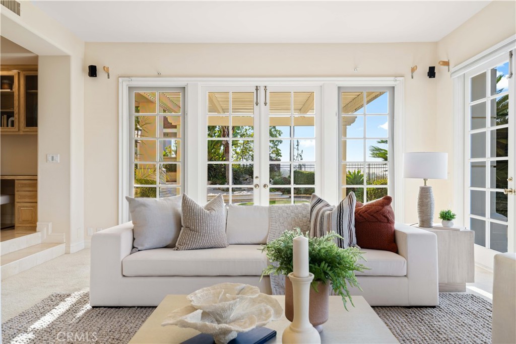 17 Pemberly Irvine, CA 92603 - Photo 22 of 60