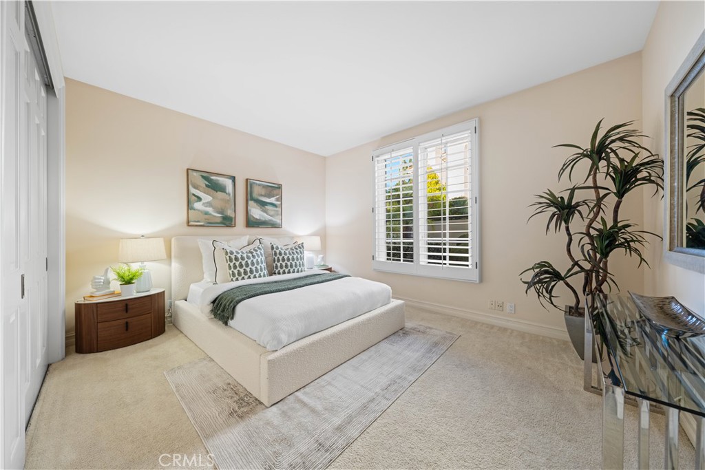17 Pemberly Irvine, CA 92603 - Photo 23 of 60 first floor bedroom