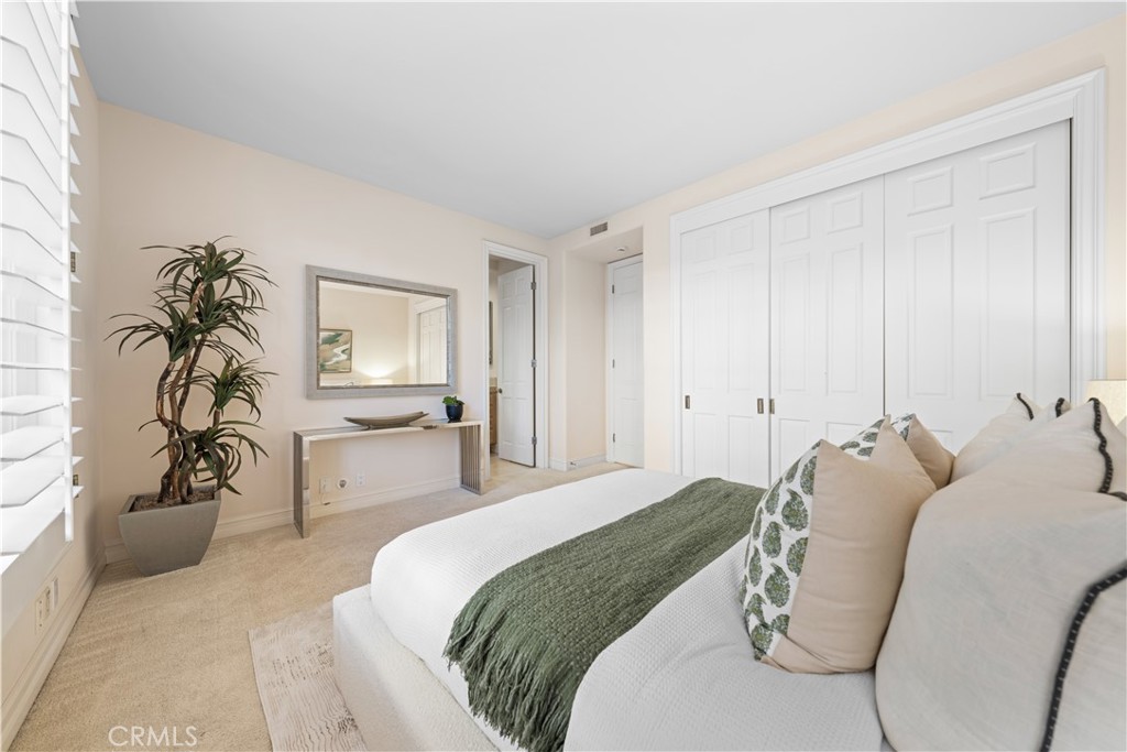 17 Pemberly Irvine, CA 92603 - Photo 24 of 60 first floor bedroom