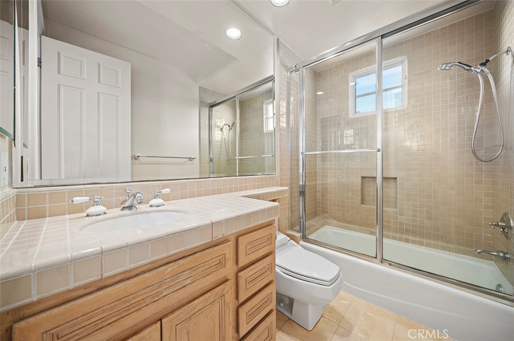 17 Pemberly Irvine, CA 92603 - Photo 38 of 60